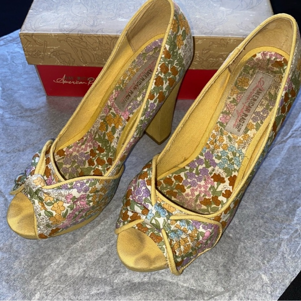 American Rag Multicolor Floral Peep-Toe Heels
